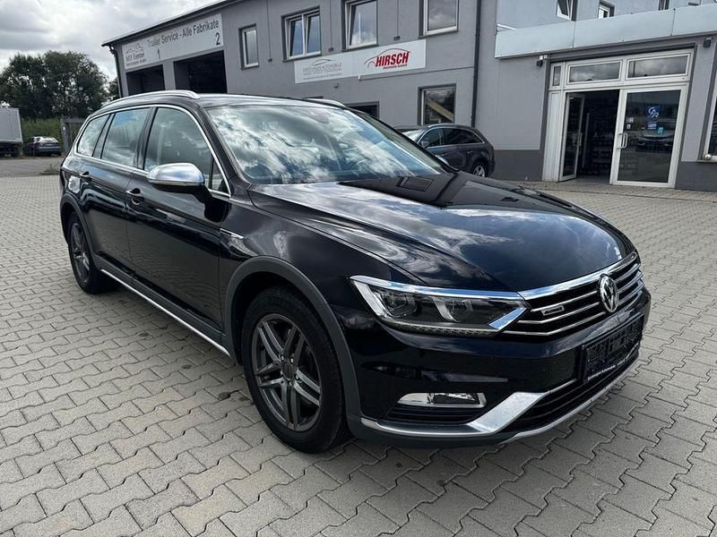 Gebraucht VW Passat Alltrack 239 PS (175 kW) 2019 Schwarz Kombi
