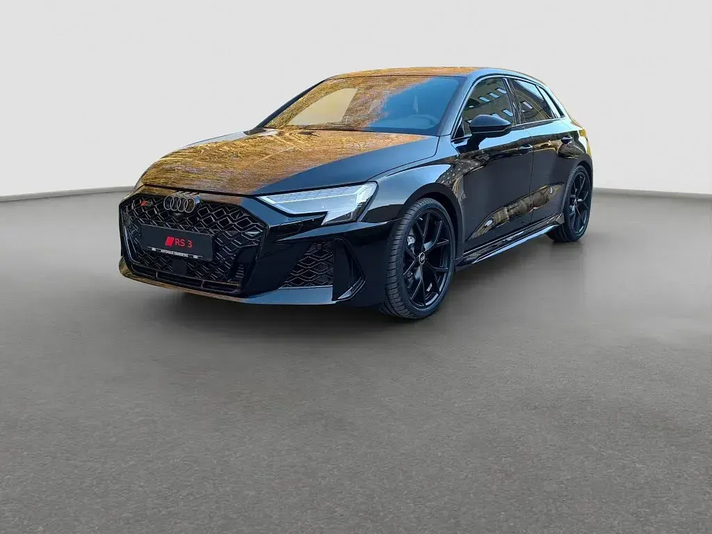 Gebraucht Audi RS3 Sport 400 PS (294 kW) 2026 Schwarz Limousine