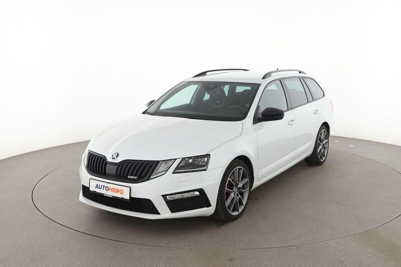 Weiß Gebraucht 2018 Skoda Octavia RS Kombi | 21.340 € (Fairer Preis) - Bild 1/4