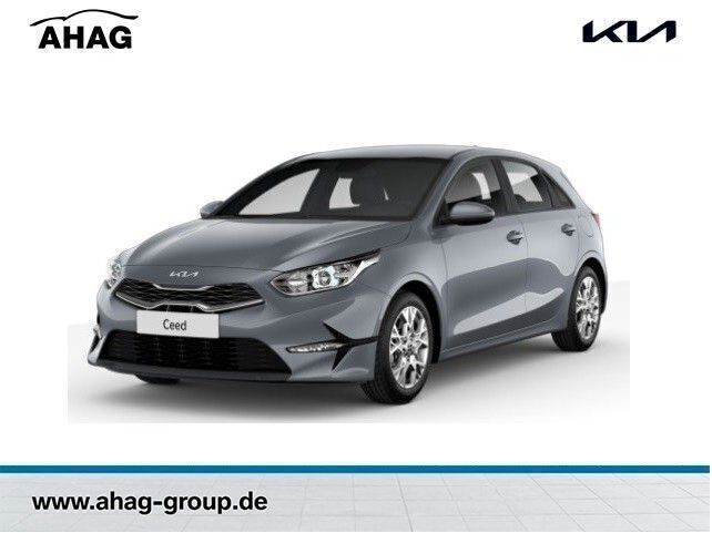 Silber Neu 2025 Kia Ceed Comfort Limousine | 26.440 € (Fairer Preis) - Bild 1/2