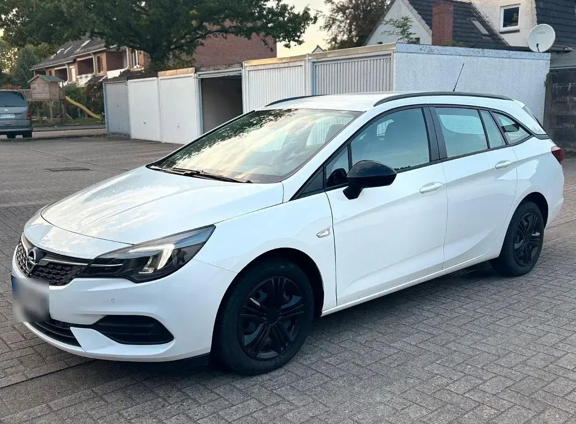 Gebraucht Opel Astra 2022 Weiß Kleinwagen
