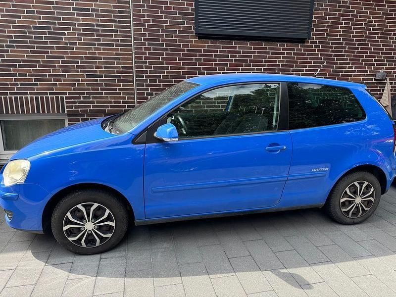 Blau Gebraucht 2008 VW Polo United Limousine | 850 € (Superpreis) - Bild 1/4