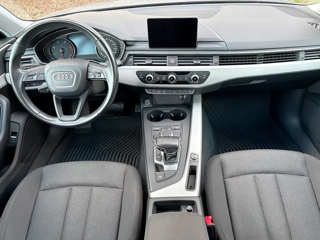 Gebraucht Audi A4 Design 150 PS (110 kW) 2016 Silber Kombi
