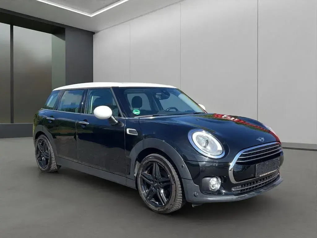 Gebraucht Mini Cooper 136 PS (100 kW) 2016 Schwarz / midnight black (metallic) Kleinwagen
