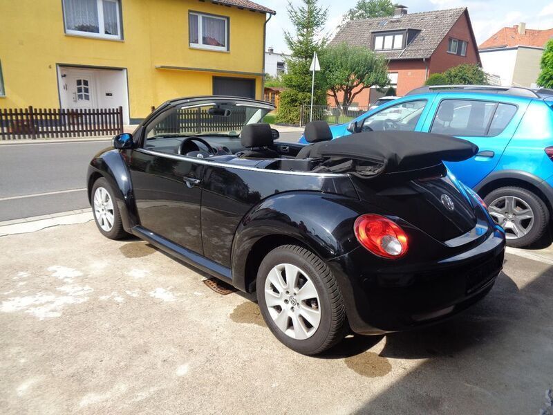 Gebraucht VW New Beetle Cabriolet 105 PS (77 kW) 2008 Schwarz Cabrio