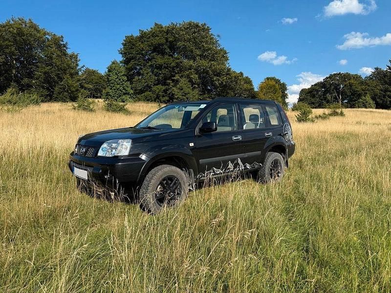Schwarz Gebraucht 2005 Nissan X-Trail SUV | 7.900 € - Bild 1/4