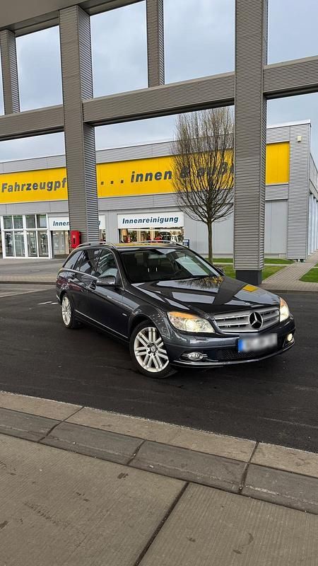 Gebraucht Mercedes C320 Avantgarde 224 PS (164 kW) 2008 Grau Kombi