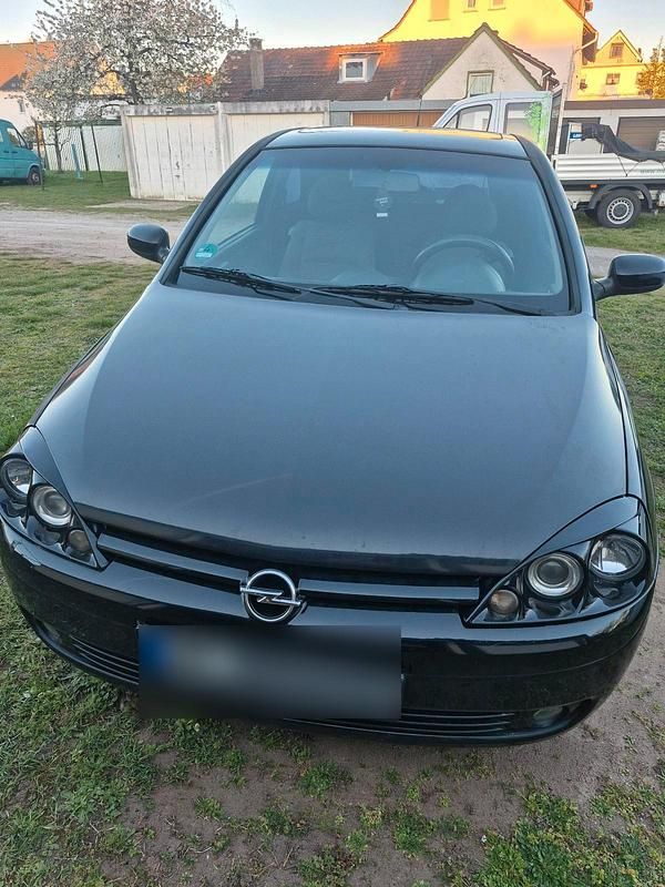 Gebraucht Opel Corsa 125 PS (91 kW) 2002 Schwarz Kleinwagen