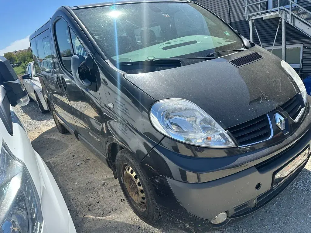 Gebraucht Renault Trafic Privilege 114 PS (83 kW) 2007 Schwarz Van / Kleinbus