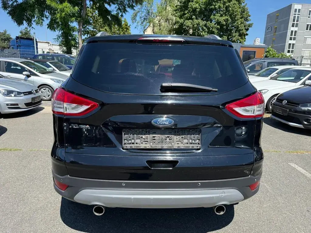 Gebraucht Ford Kuga Titanium 179 PS (131 kW) 2016 Schwarz SUV
