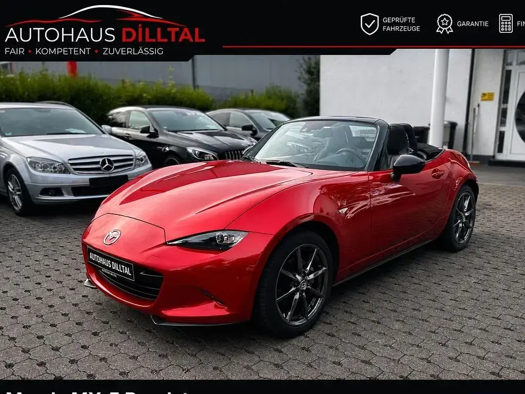 Gebraucht Mazda MX5 Exclusive-Line 160 PS (117 kW) 2018 Rot Cabrio