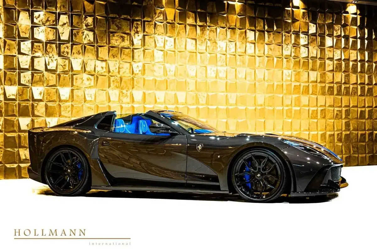 Nouă Ferrari 812 799 CP (587 kW) 2025 Gri Cabrio