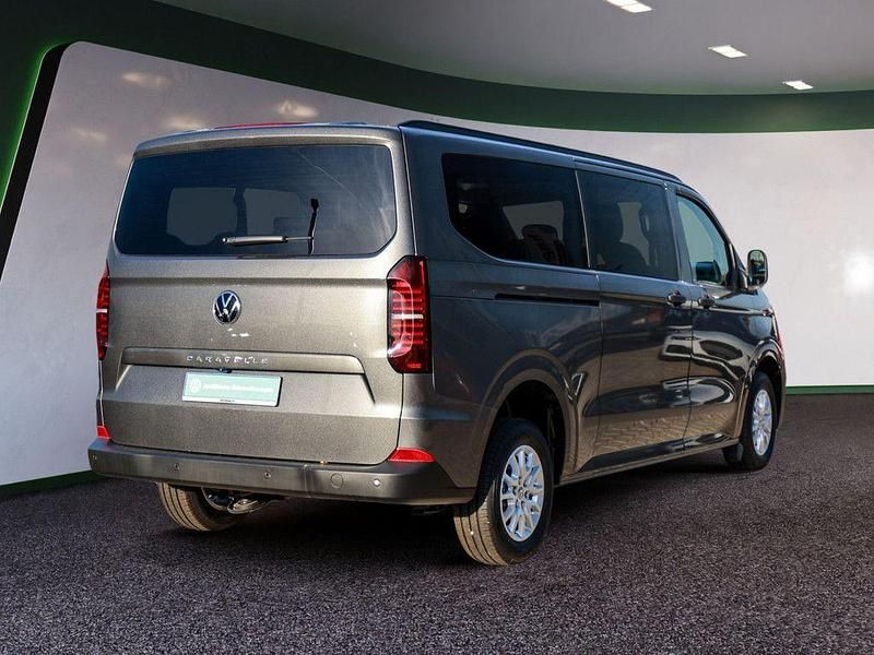 Gebraucht VW T7 150 PS (110 kW) 2025 Grau Van