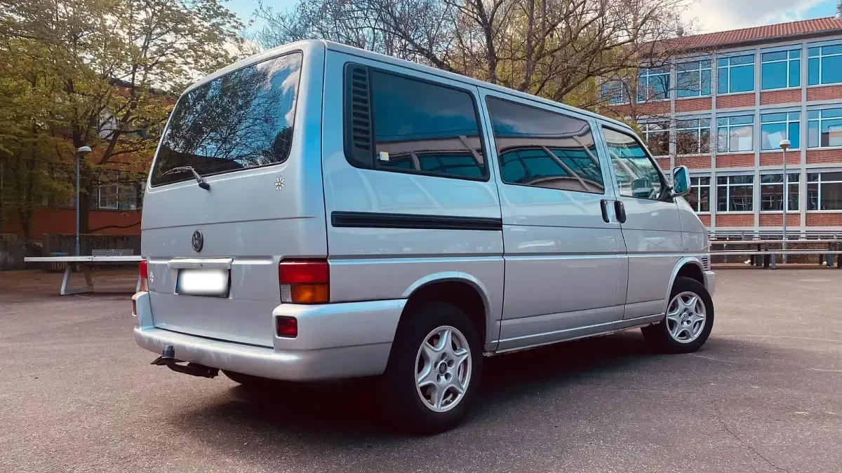 Gebraucht VW T4 102 PS (75 kW) 2001 Silber Van