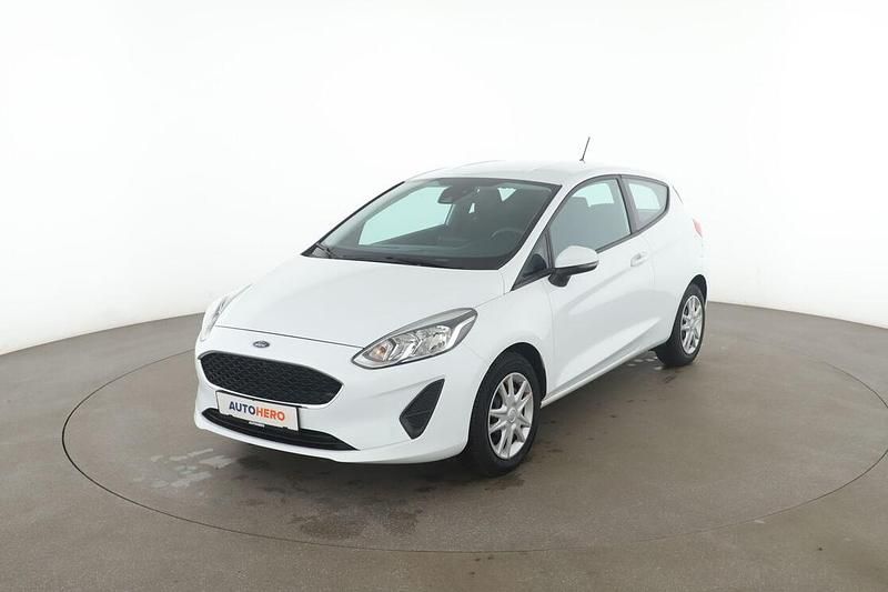 Weiß Gebraucht 2018 Ford Fiesta Trend Kleinwagen | 9.220 € (Fairer Preis) - Bild 1/3