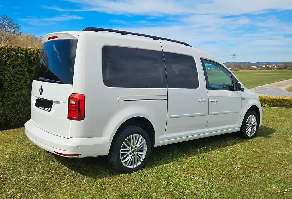 Usata VW Caddy 150 CV (110 kW) 2017 Bianco Monovolume