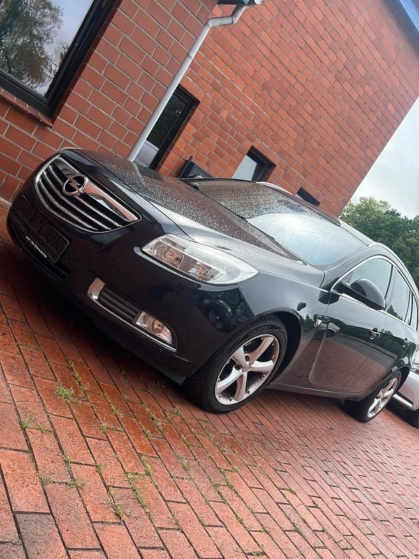 Schwarz Gebraucht 2011 Opel Insignia Limousine | 1.199 € (Superpreis) - Bild 1/4