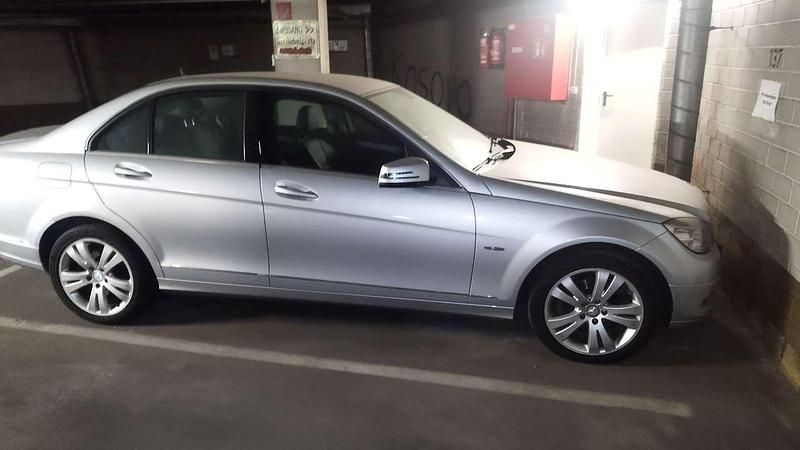 Gebraucht Mercedes C220 Elegance 170 PS (125 kW) 2011 Silber Limousine