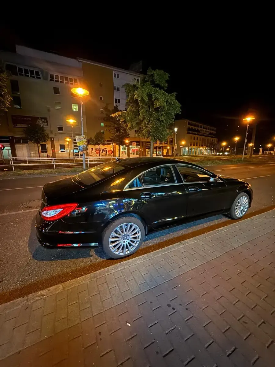 Gebraucht Mercedes CLS350 AMG 300 PS (220 kW) 2011 Schwarz Coupé