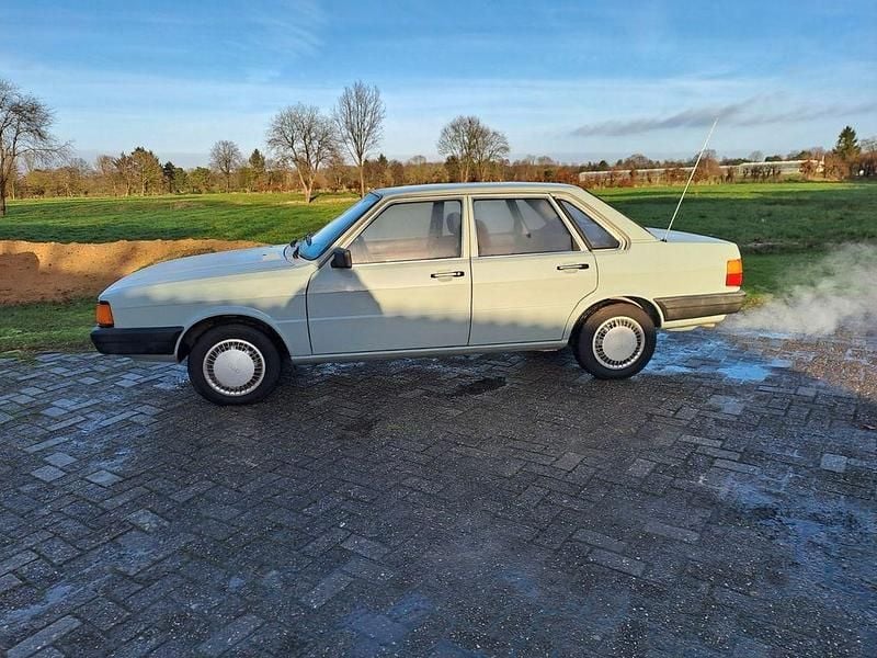 Gebraucht Audi 80 75 PS (55 kW) 1985 Grau Limousine