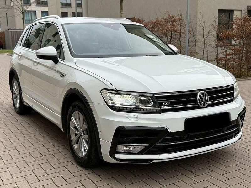 Weiß Gebraucht 2017 VW Tiguan Highline SUV | 21.999 € (Guter Preis) - Bild 1/4