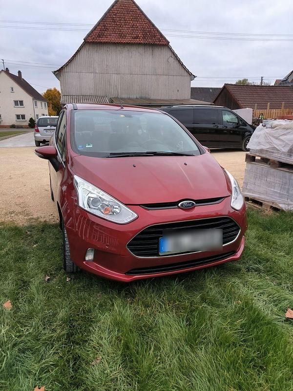 Rot Gebraucht 2016 Ford B-MAX Individual Van / Kleinbus | 7.500 € (Guter Preis) - Bild 1/4