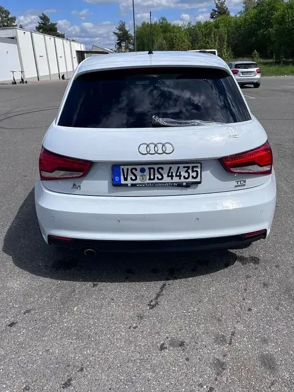Gebraucht Audi A1 Sportback 90 PS (66 kW) 2015 Weiß Kleinwagen