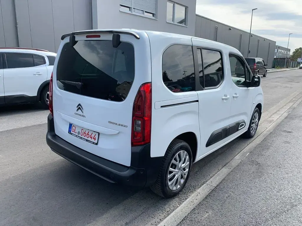 Gebraucht Citroën Berlingo Feel 131 PS (96 kW) 2020 Weiß Van / Kleinbus