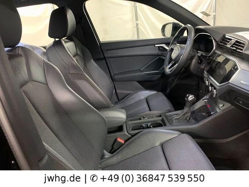 Second-hand Audi Q3 S-Line 150 CP (110 kW) 2022 Negru SUV