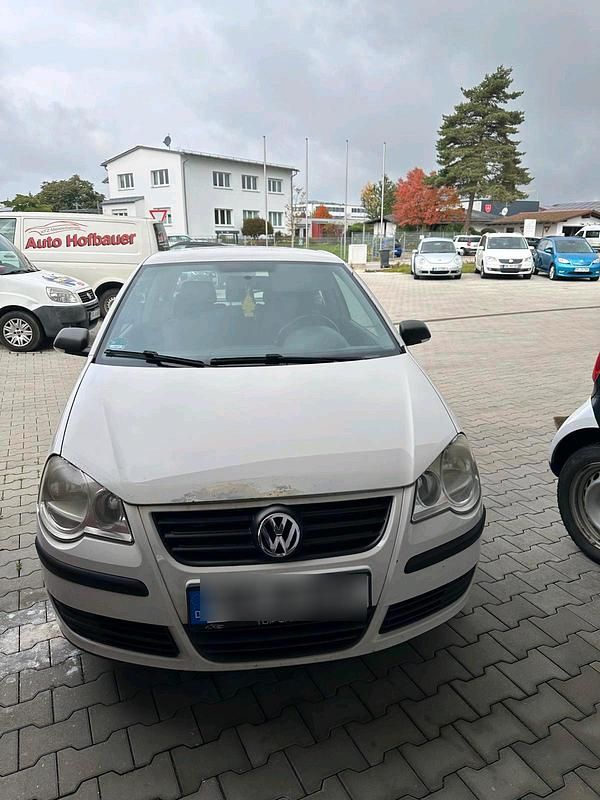 Weiß Gebraucht 2009 VW Polo Kleinwagen | 900 € (Superpreis) - Bild 1/4