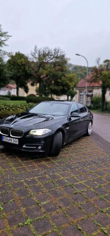 Schwarz Gebraucht 2016 BMW 525 Limousine | 14.900 € (Fairer Preis) - Bild 1/4