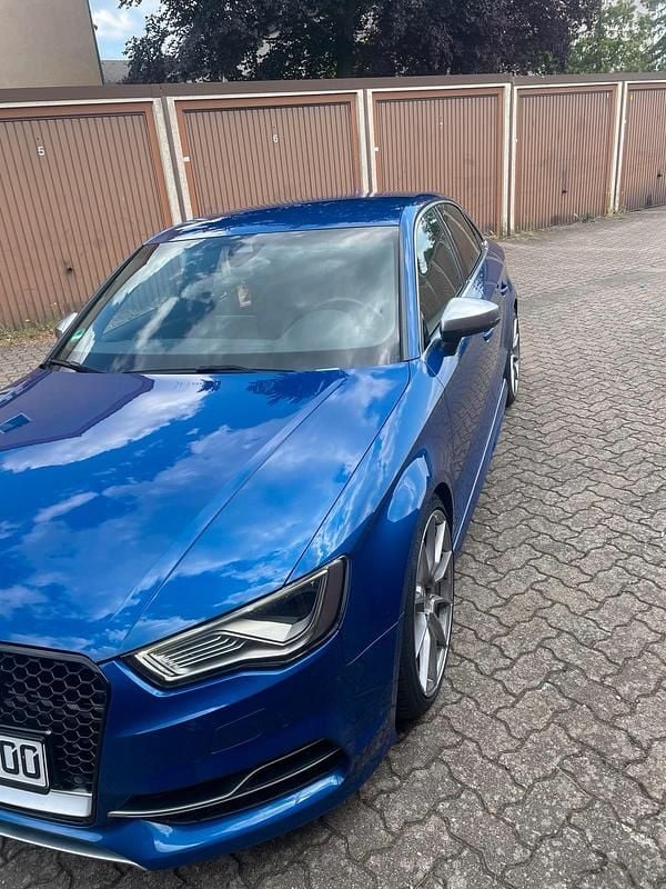 Second-hand Audi S3 Performance 390 CP (286 kW) 2015 Albastru Berlinǎ