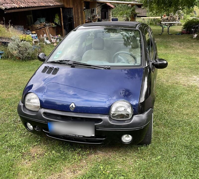 Schwarz Gebraucht 2003 Renault Twingo Kleinwagen | 1.950 € (Etwas zu teuer) - Bild 1/4
