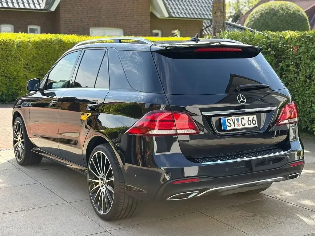 Gebraucht Mercedes GLE350 AMG 258 PS (189 kW) 2015 Schwarz SUV