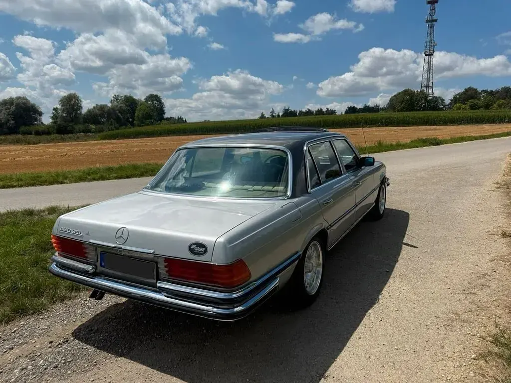 Gebraucht Mercedes 450 224 PS (164 kW) 1974 Silber Limousine