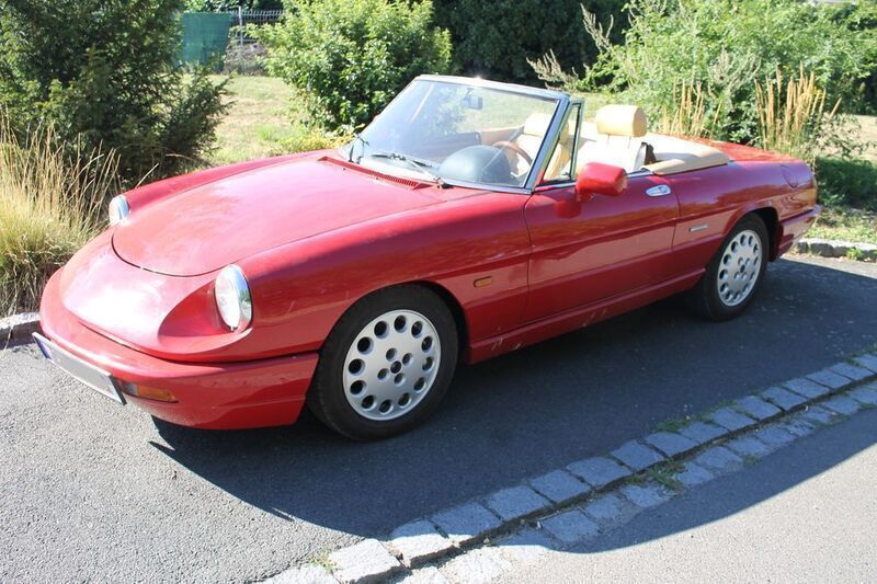 Rot Gebraucht 1990 Alfa Romeo Spider Cabrio | 17.300 € - Bild 1/4