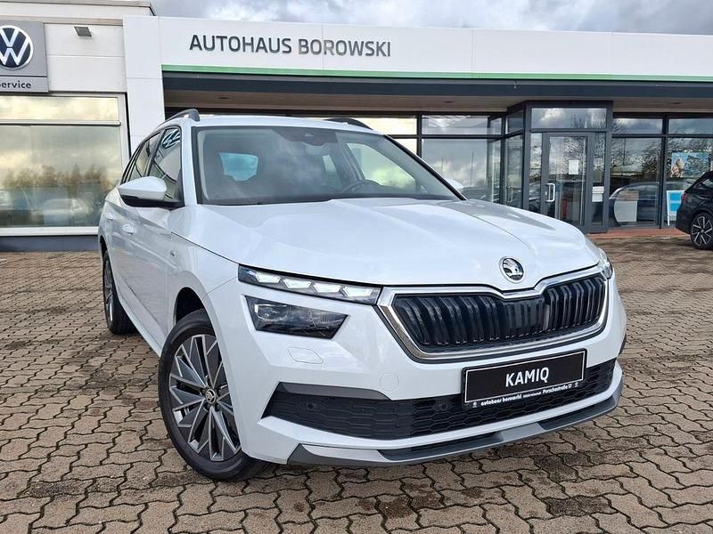 Moonweiß perleffekt Gebraucht 2022 Skoda Kamiq Tour SUV | 21.900 € (Fairer Preis) - Bild 1/4