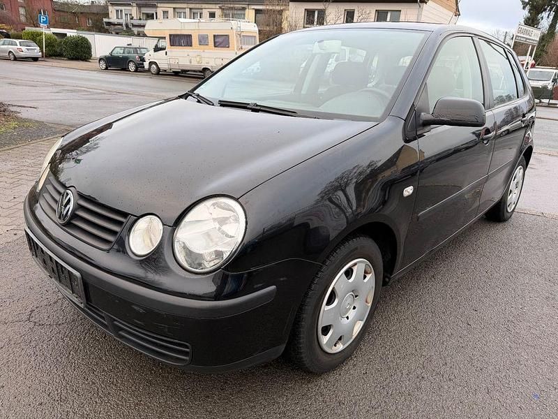 Gebraucht VW Polo Basis 75 PS (55 kW) 2005 Silber Limousine