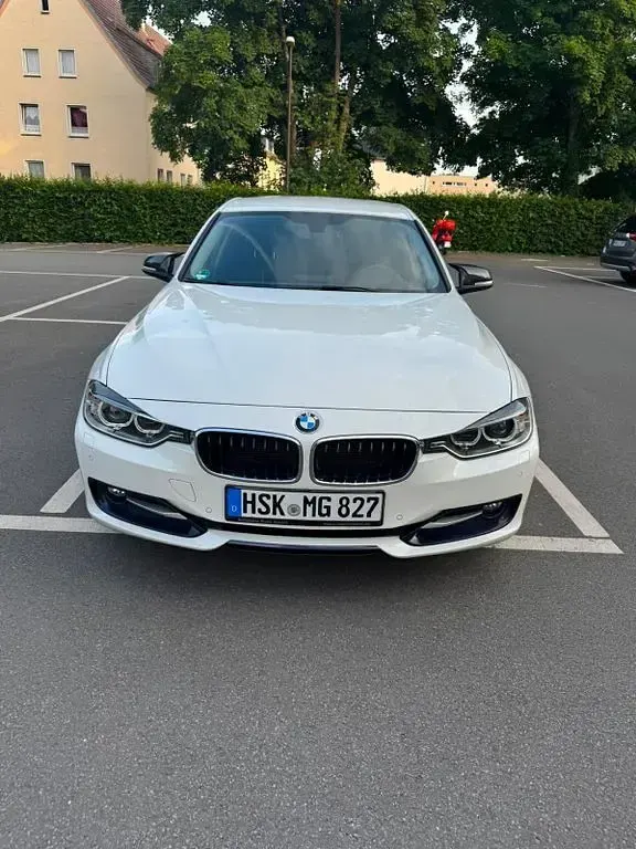 Gebraucht BMW 316 136 PS (100 kW) 2015 Weiß Limousine
