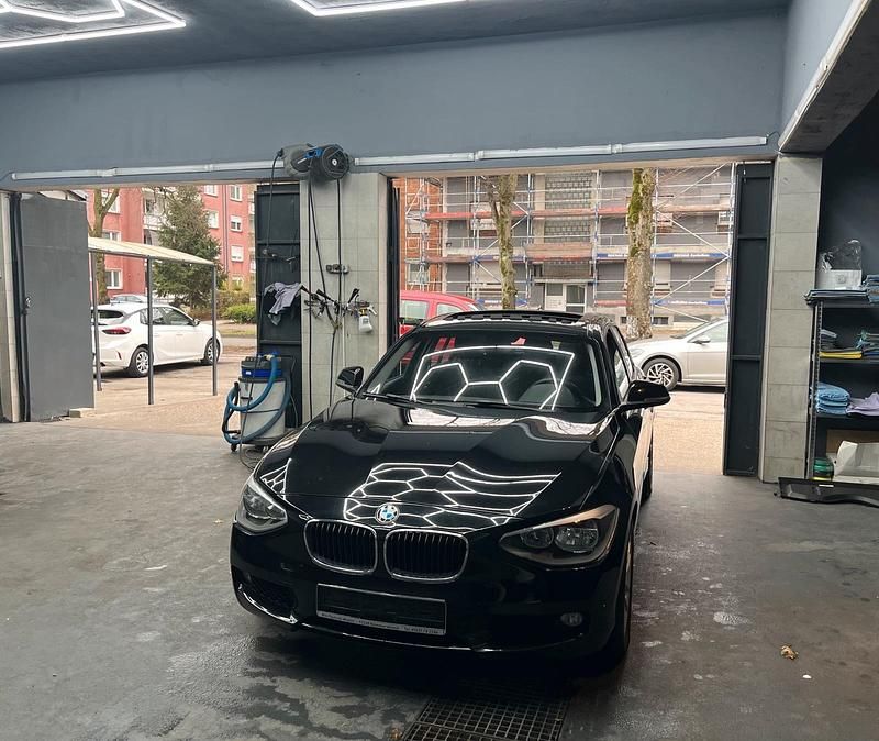Gebraucht BMW 116 136 PS (100 kW) 2012 Schwarz Kleinwagen