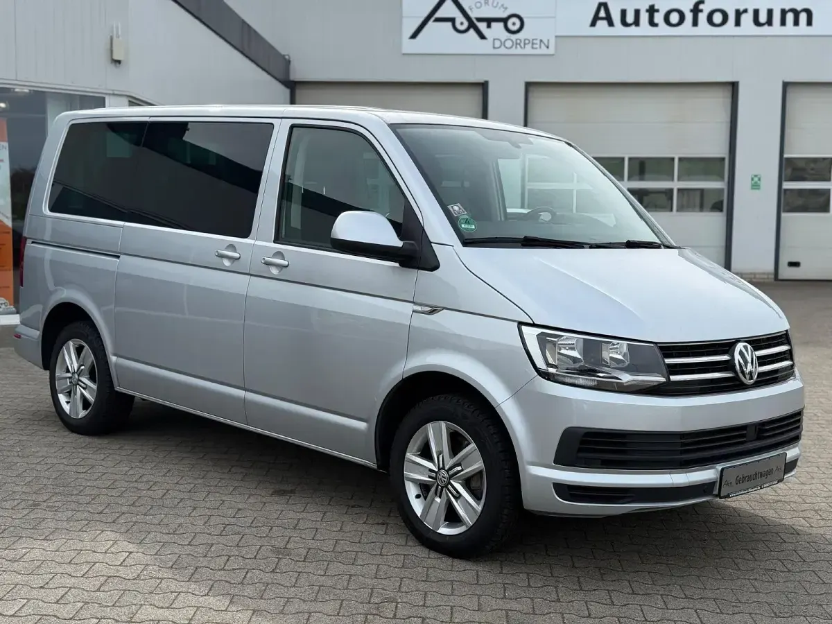 Gebraucht VW Caravelle 204 PS (150 kW) 2017 Silber Van