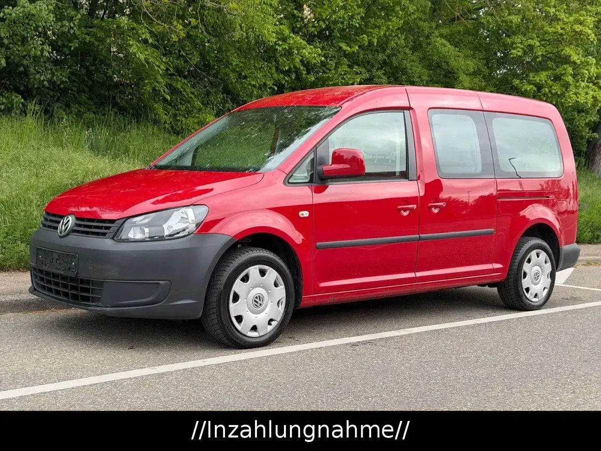 Gebraucht VW Caddy Trendline 105 PS (77 kW) 2013 Rot Van / Kleinbus