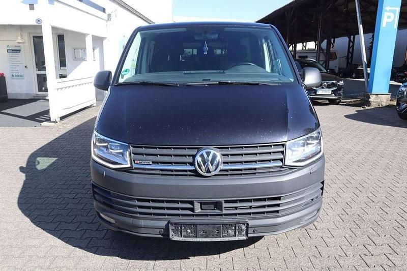 Gebraucht VW Transporter 199 PS (146 kW) 2019 Deep black pearlescent Van