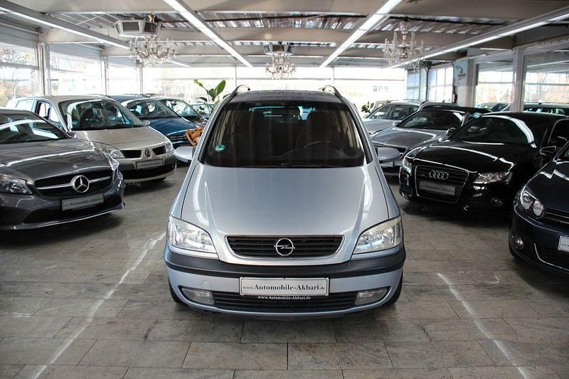 Gebraucht Opel Zafira Elegance 101 PS (74 kW) 2000 Grau Van / Kleinbus