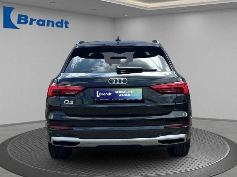 Gebraucht Audi Q3 Advanced 150 PS (110 kW) 2025 Mythosschwarz metallic (metallic) SUV