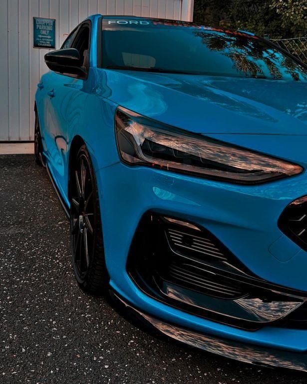 Gebraucht Ford Focus ST 280 PS (205 kW) 2025 Blau Limousine