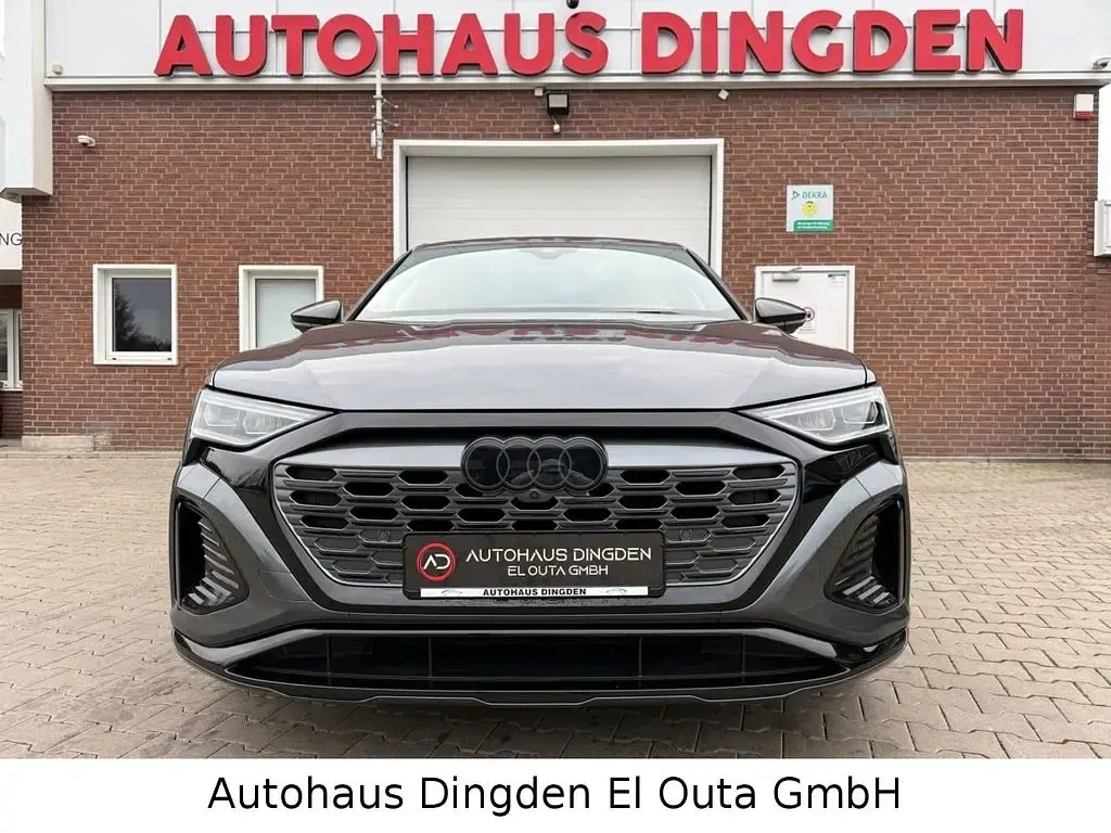 Second-hand Audi Q8 e-tron S-Line 300 kW (408 CP) 2023 Gri SUV