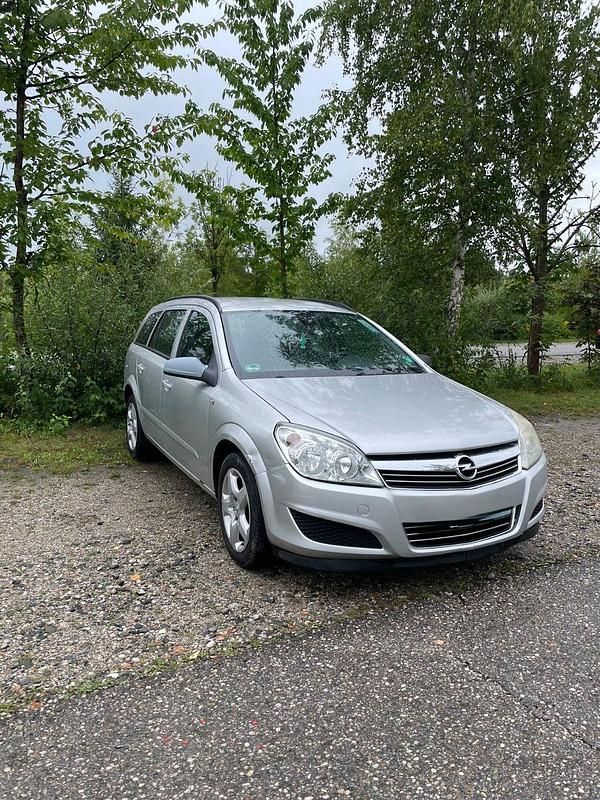 Gebraucht Opel Astra 110 PS (80 kW) 2007 Silber Kombi