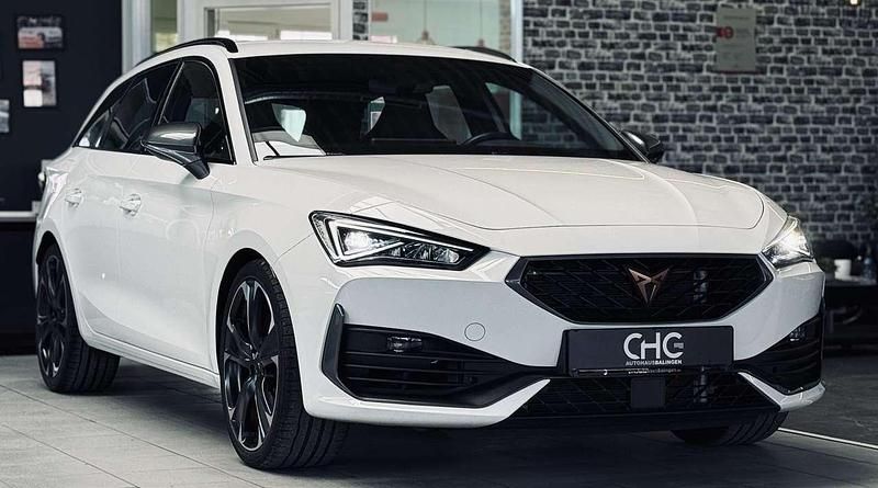 Gebraucht Cupra Leon VZ 300 PS (220 kW) 2023 "candy" weiss Kombi