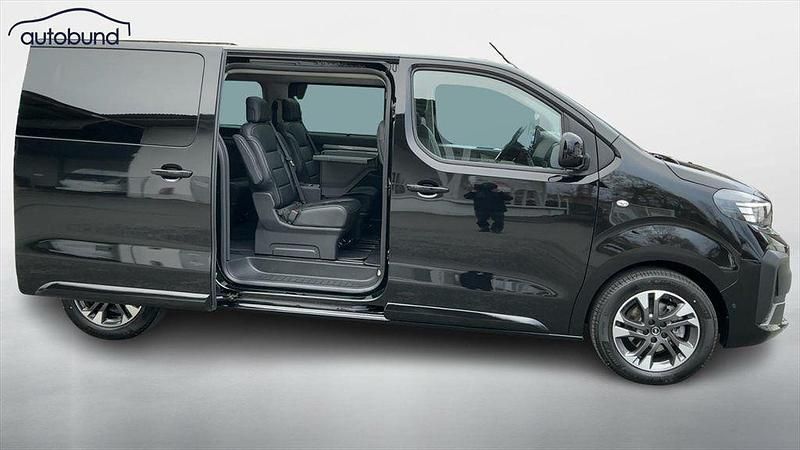 Neu Opel Zafira 179 PS (131 kW) 2025 Schwarz / diamondblack Van / Kleinbus